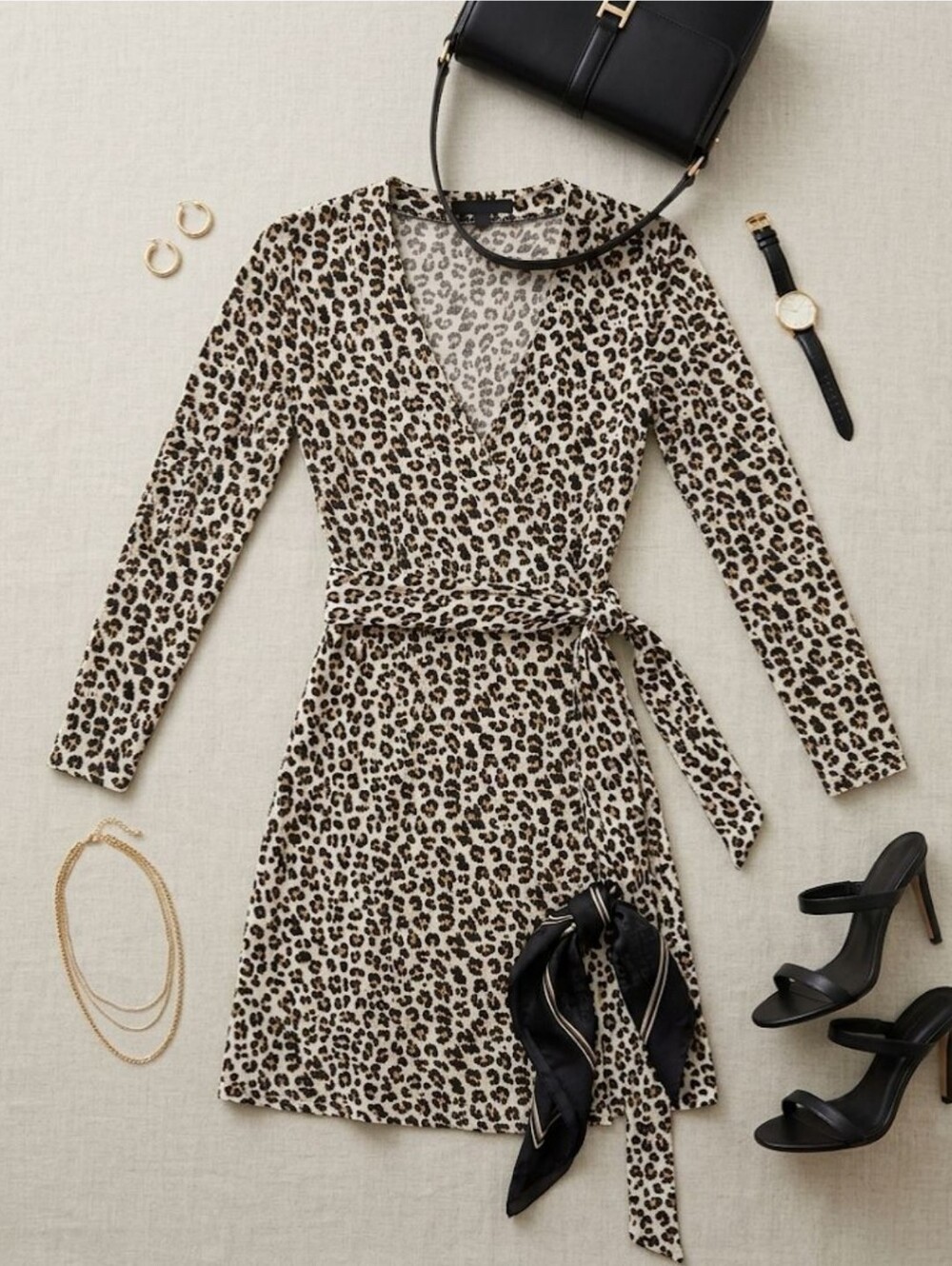 EUC Banana Republic Fashionable Leopard Print Long Sleeve Deep V-Neck Wrap Dress